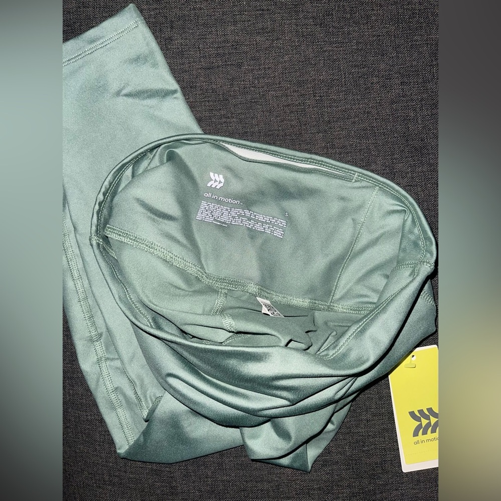 All in motion shine leggings nwt - Picture 2 of 4